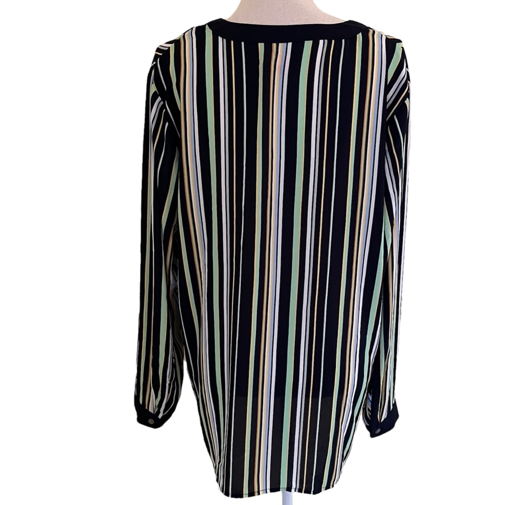 Vince Camuto "River Valley" Pullover Split Neck B… - image 6